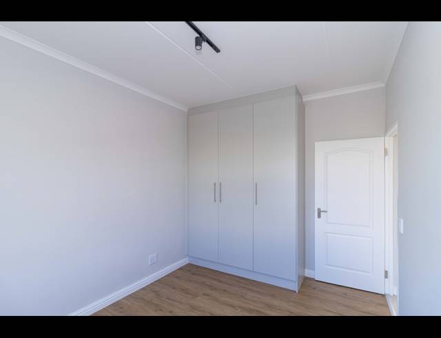 3 BEDROOM APARTMENT TO LET IN SANDOWN